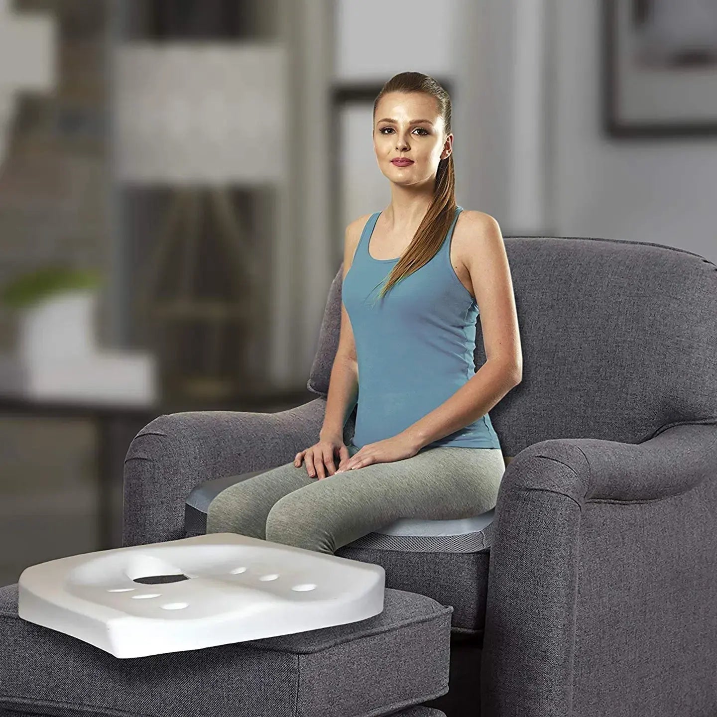 Tynor Coccyx Cushion Seat H-13 [Universal size]