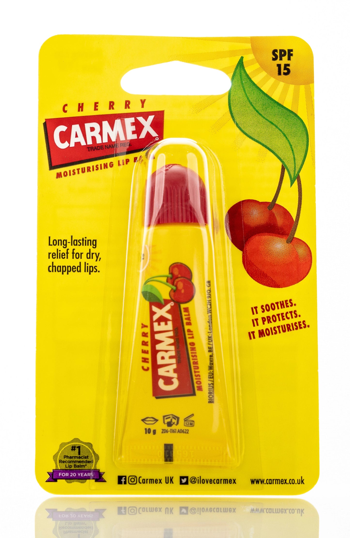 Carmex Cherry Moisturizing  SPF 15 Lip Balm 10 Gm